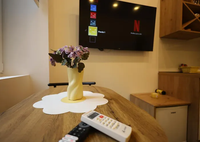 Yellow Panda With Style Apartamento *