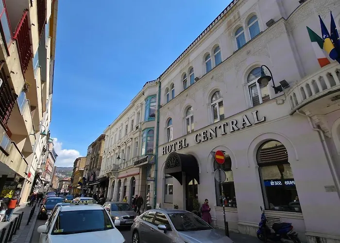 Yellow Panda With Style Apartamento